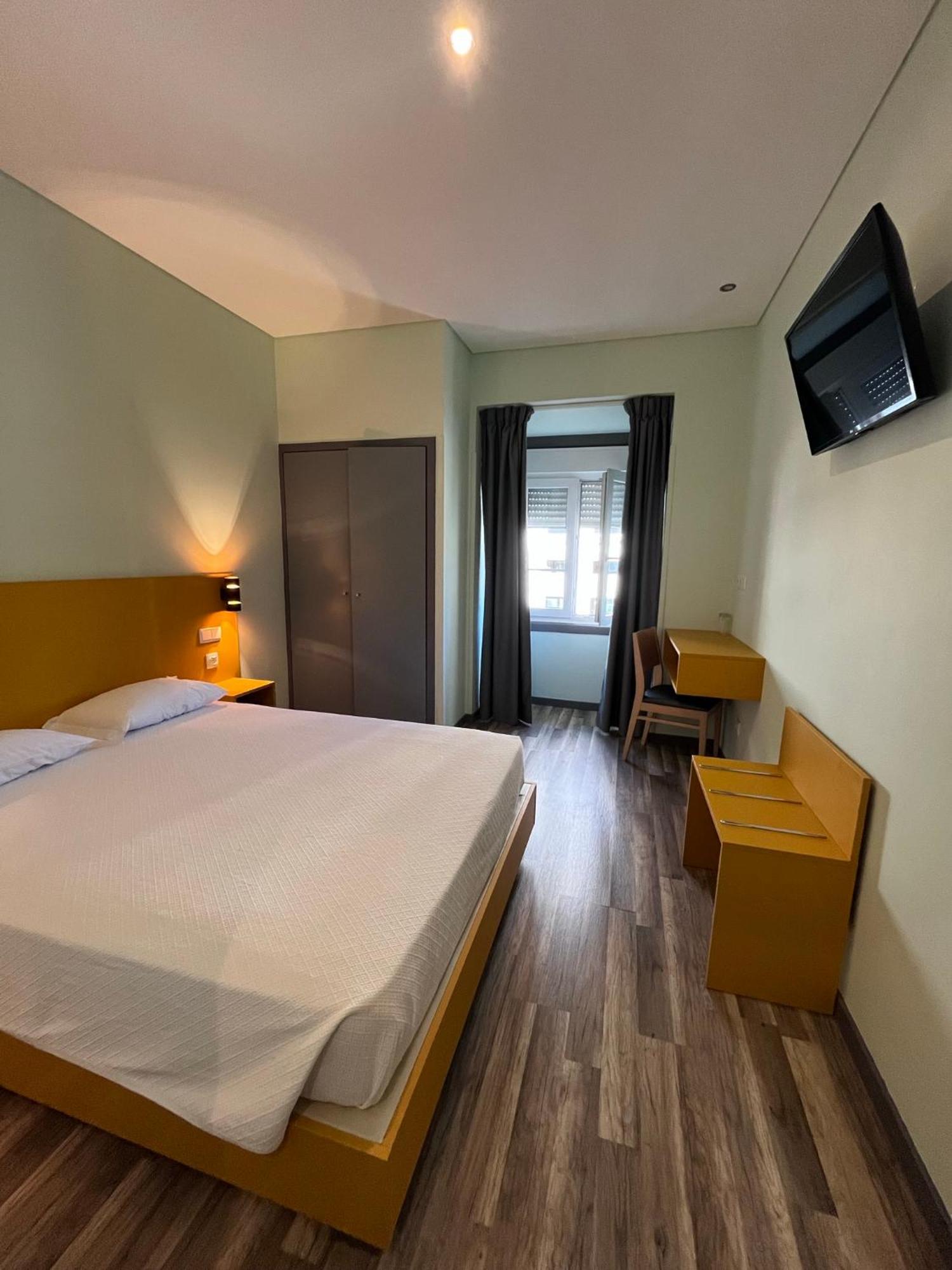 HOTEL FONTE LUMINOSA LISBOA 2 Portugal  de R 394 iBOOKED 